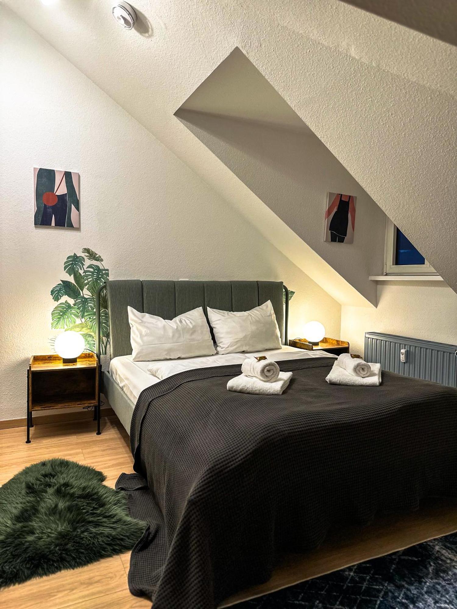 Oasis Appart - Wohnen Am Elbtal - Balkon - Netflix - Tiefgarage Dresden Bagian luar foto